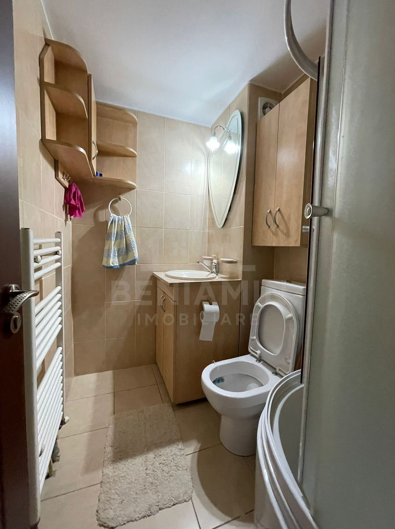 Garsoniera moderna decomandata mobilată utilată zona Dacia - foto 4