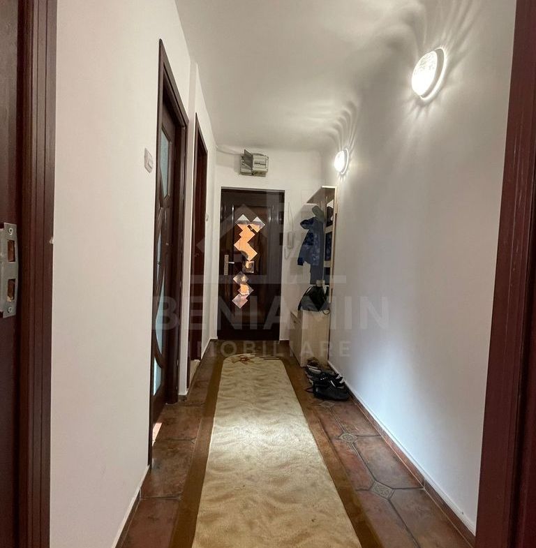 Garsoniera moderna decomandata mobilată utilată zona Dacia - foto 5