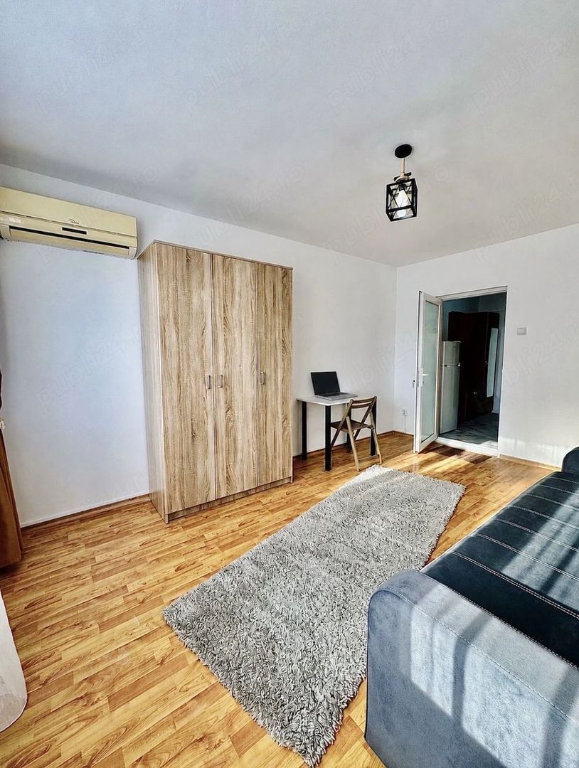 De inchiriat garsoniera zona Tiglina, etaj 4, 1200 lei - Imagine principala