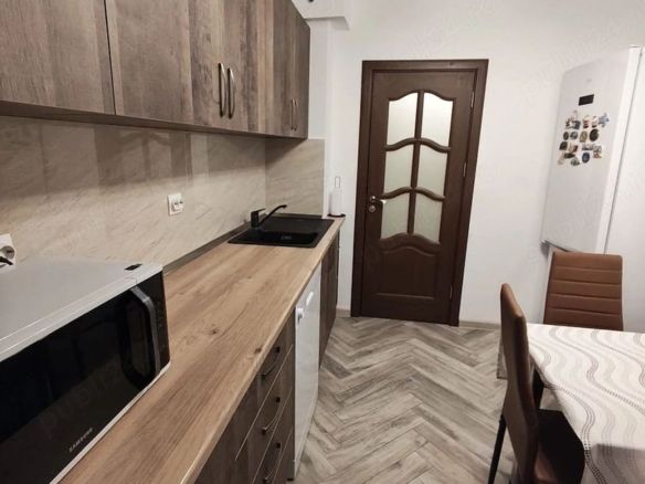 De inchiriat apartament 2 camere Mazepa 1, etaj 5, 450 euro - Imagine principala