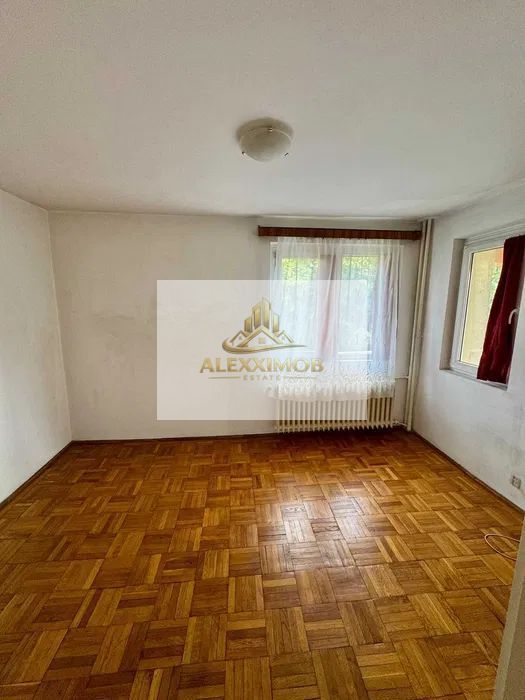 Apartament 3 Camere de Vanzare - 70 mp - Bd. Alexandru Obregia - foto 5