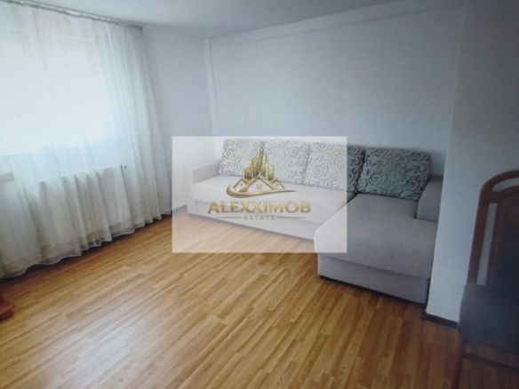 Casa de Vanzare - 2 corpuri independente (10 camere) - Rahova - Imagine principala
