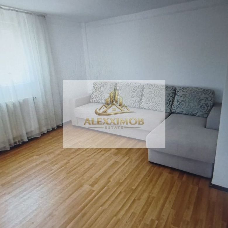 Casa de Vanzare - 2 corpuri independente (10 camere) - Rahova - Imagine principala