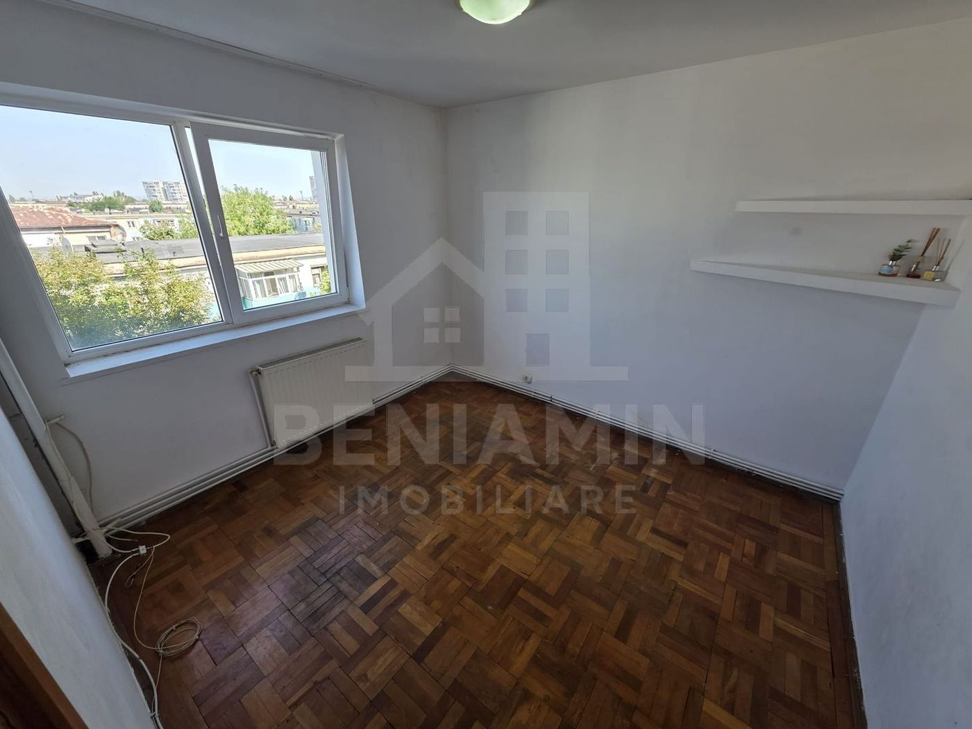 3 Camere-decomandat- 67MP- Craiovita-Noua-Zona Orizont - foto 3