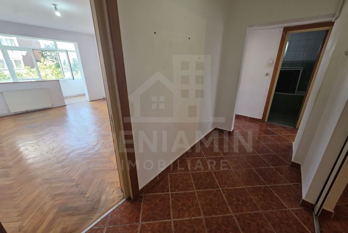 3 Camere-decomandat- 67MP- Craiovita-Noua-Zona Orizont - foto 5