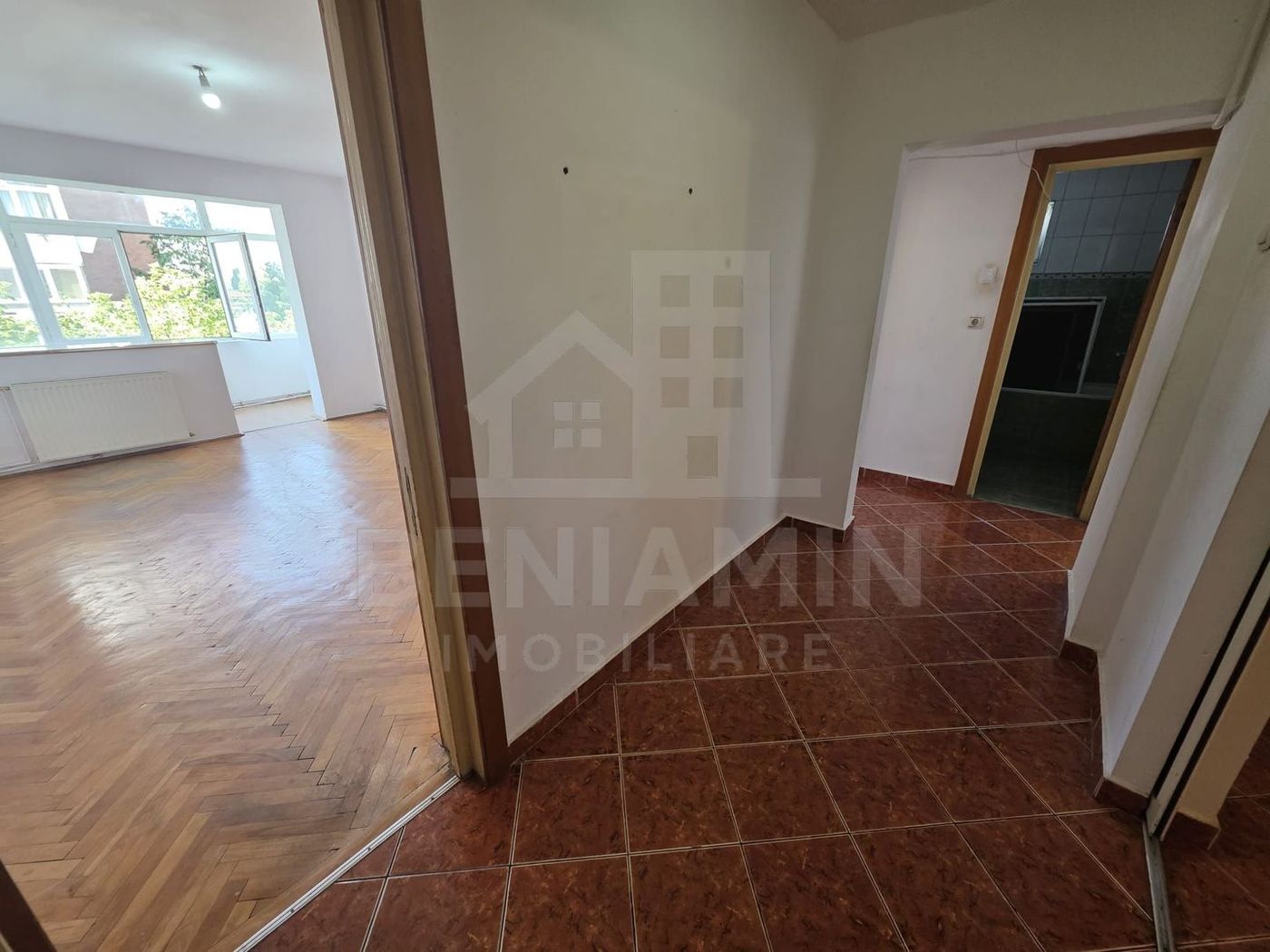 3 Camere-decomandat- 67MP- Craiovita-Noua-Zona Orizont - foto 5