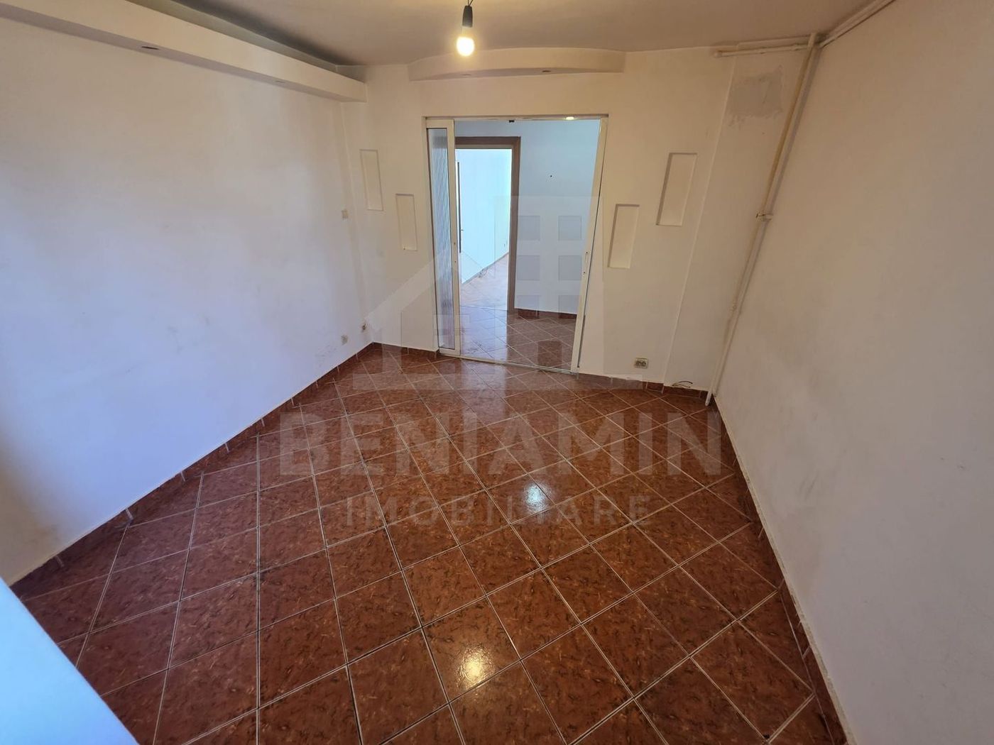 3 Camere-decomandat- 67MP- Craiovita-Noua-Zona Orizont - foto 7