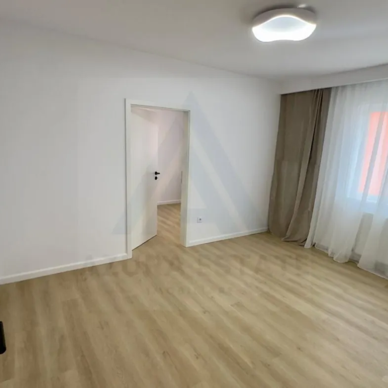 Apartament 2 camere de vânzare Sibiu Hipodrom – Renovat 2026 - Imagine principala