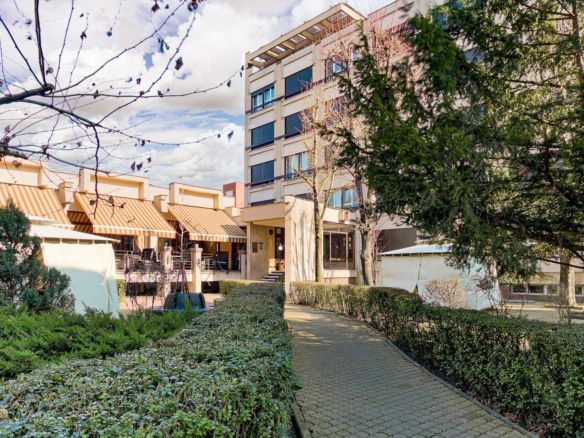 Oportunitate exclusivă de investiție: Hotel Best Western Central Arad - Imagine principala
