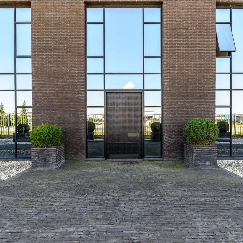 Birouri Premium de 304 mp în Zona Industrială Vest Arad - Imagine principala