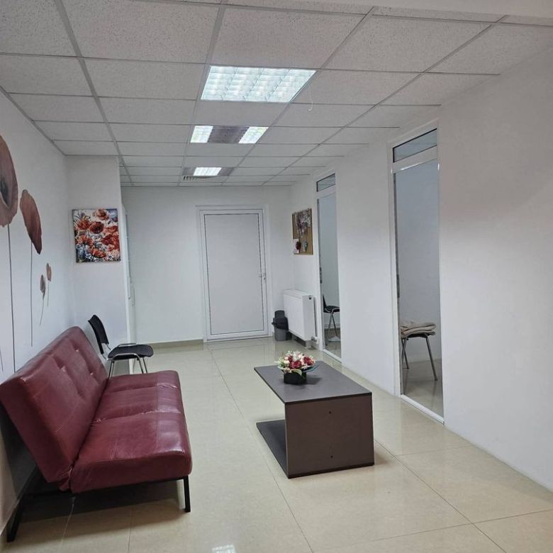 Spațiu comercial de vânzare – Complex Vega, strada Tecuci - Imagine principala