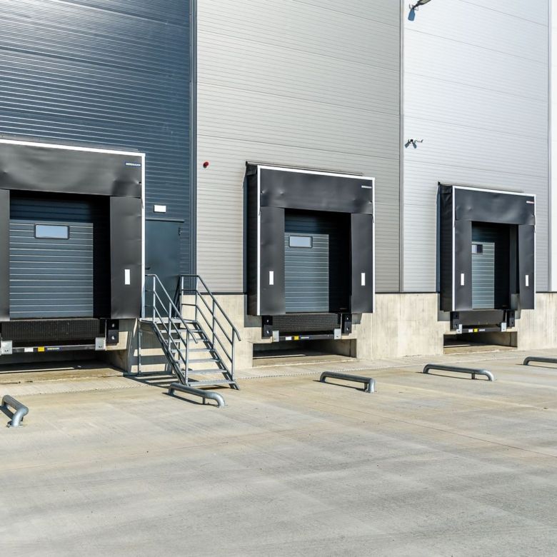 Hala industriala depozitare si productie la 2710 mp - Imagine principala
