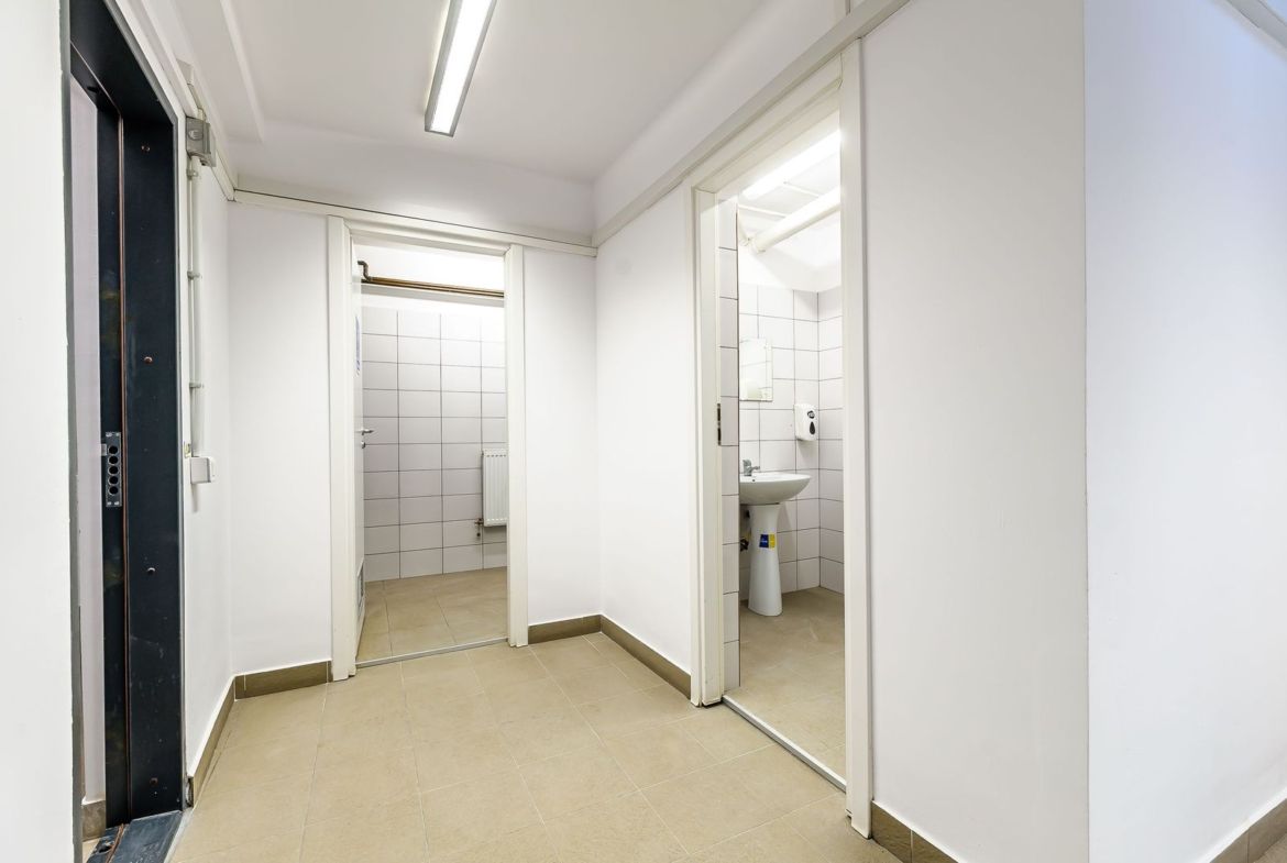 Spațiu de închiriat central - foto 3