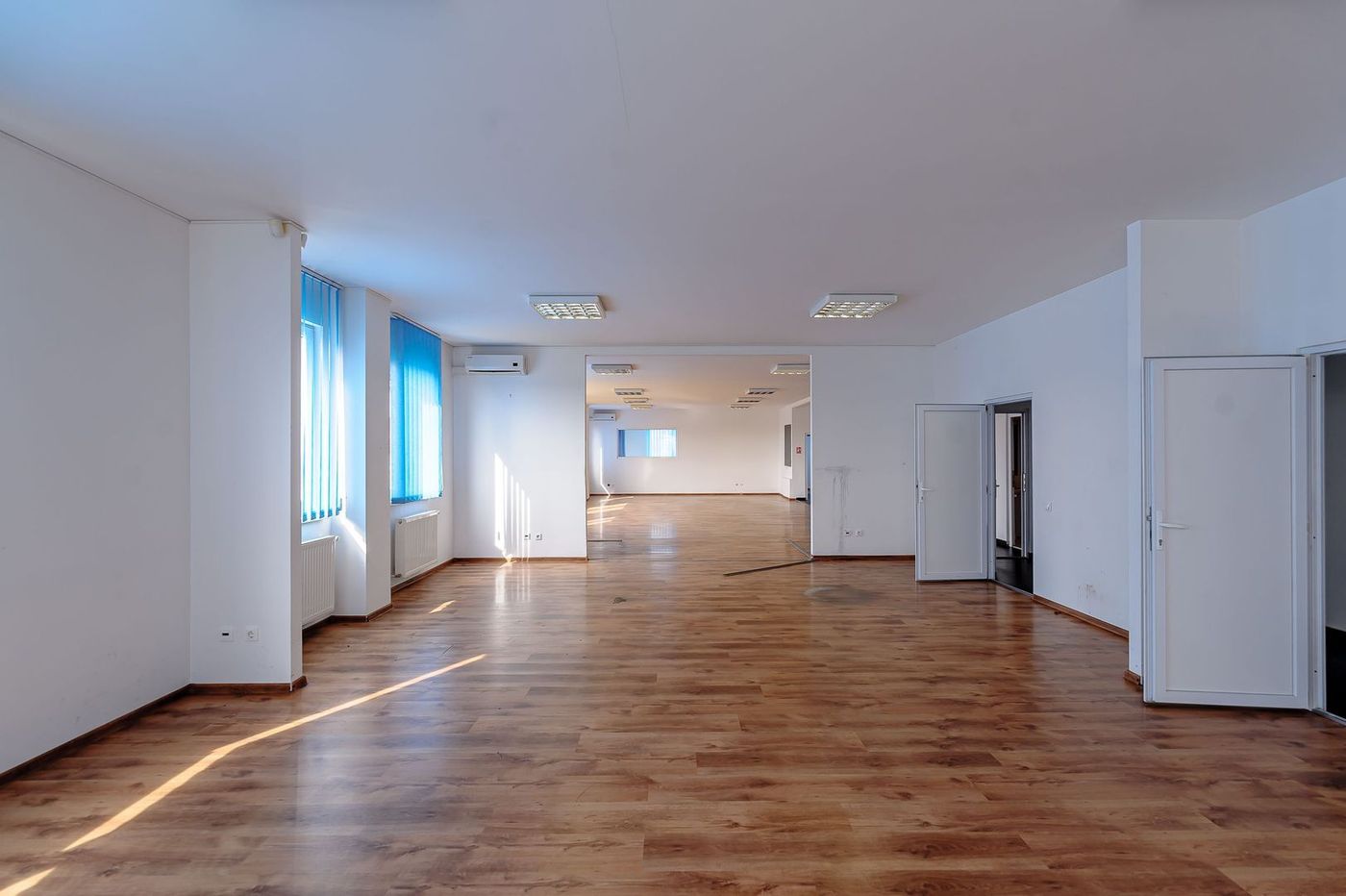 Spațiu comercial 333 mp - foto 3