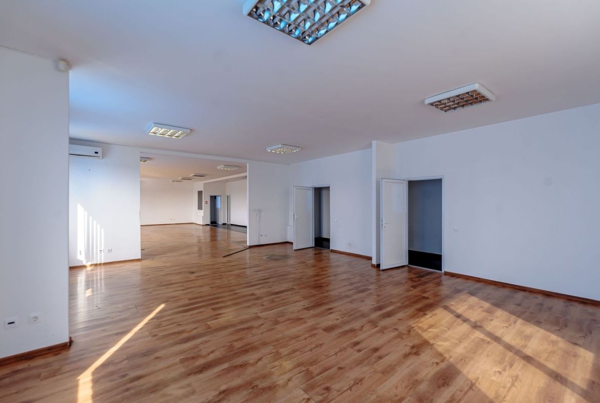 Spațiu comercial 333 mp - foto 5