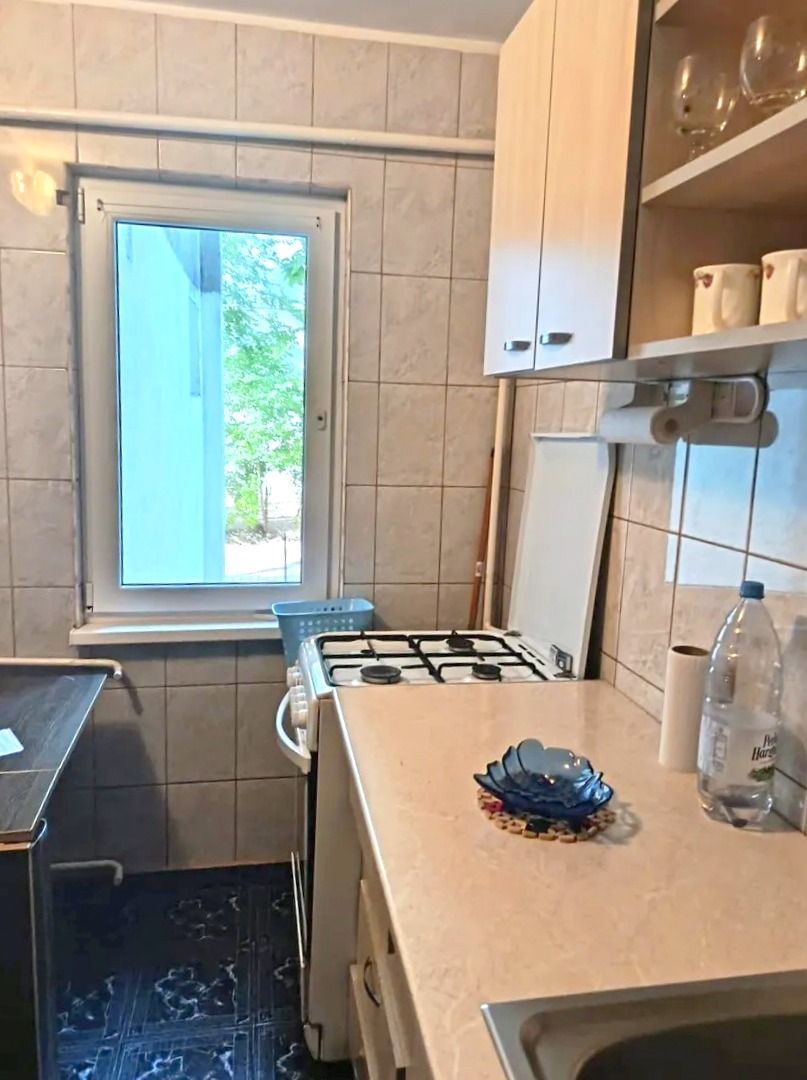 De vanzare apartament cu 2 camere, Micro 13, parter, 50.000 euro - foto 5