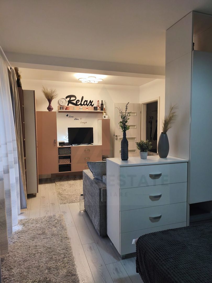 Apartament modern 2 camere si curte privata 45 mp pe Doamna Stanca - Imagine principala