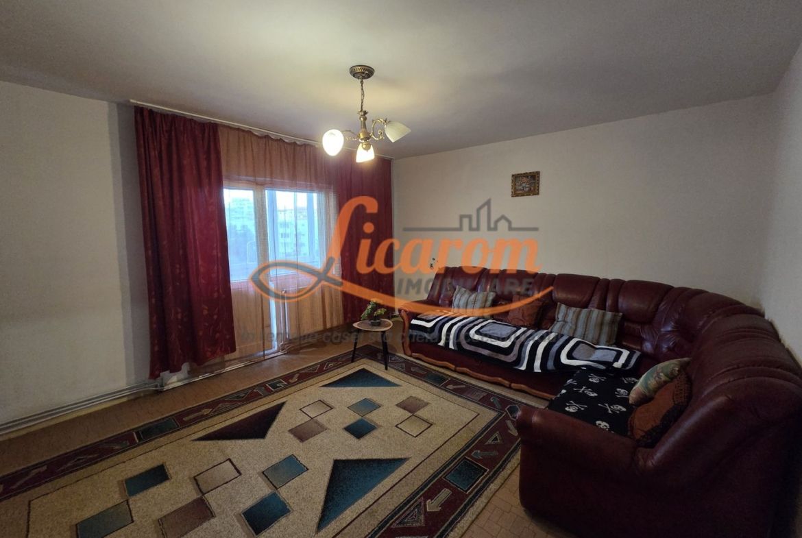 Apartament 3 camere Carpatilor aproape de Spitalul Judetean - foto 3
