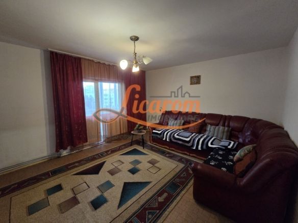 Apartament 3 camere Carpatilor aproape de Spitalul Judetean - foto 3