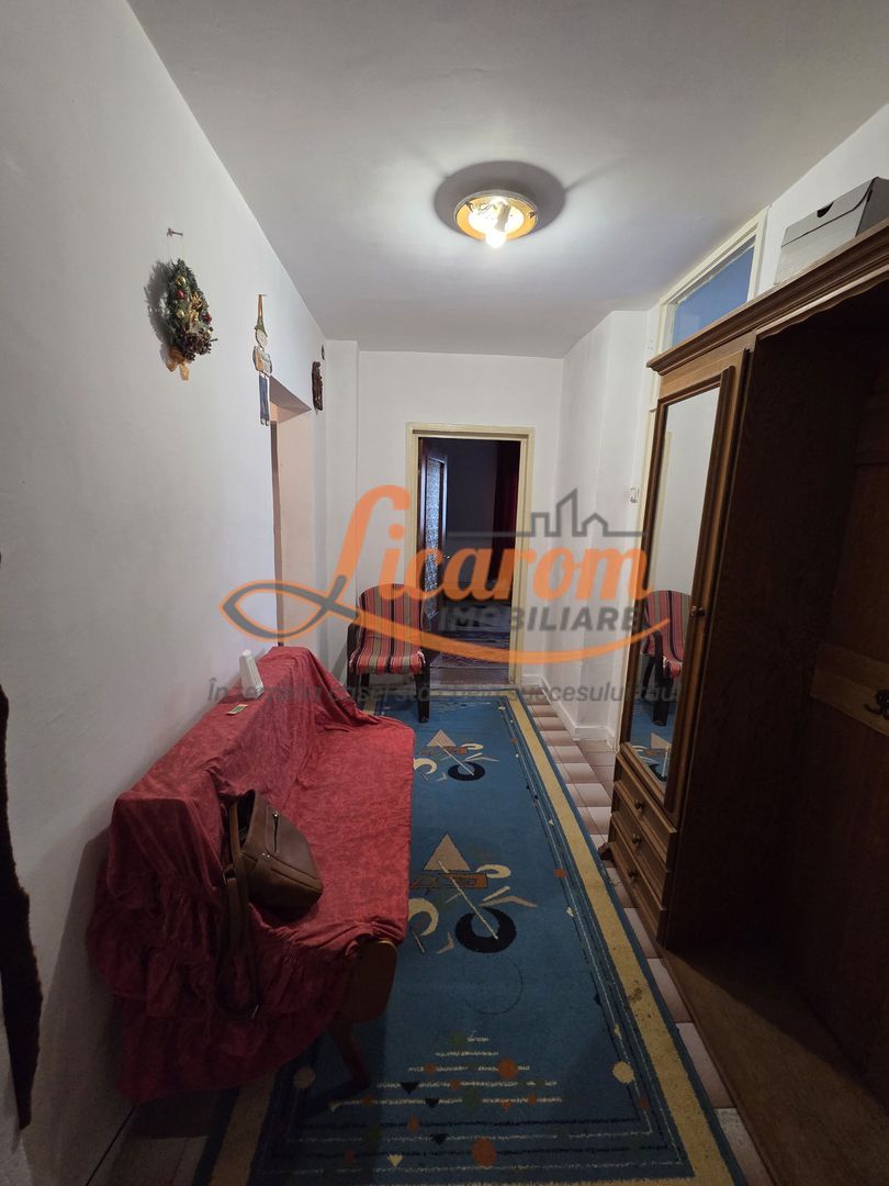 Apartament 3 camere Carpatilor aproape de Spitalul Judetean - foto 5
