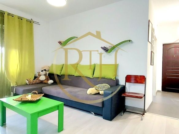 Apartament de inchiriat, 2 camere, Giroc zona centrala, langa Scoala - Imagine principala
