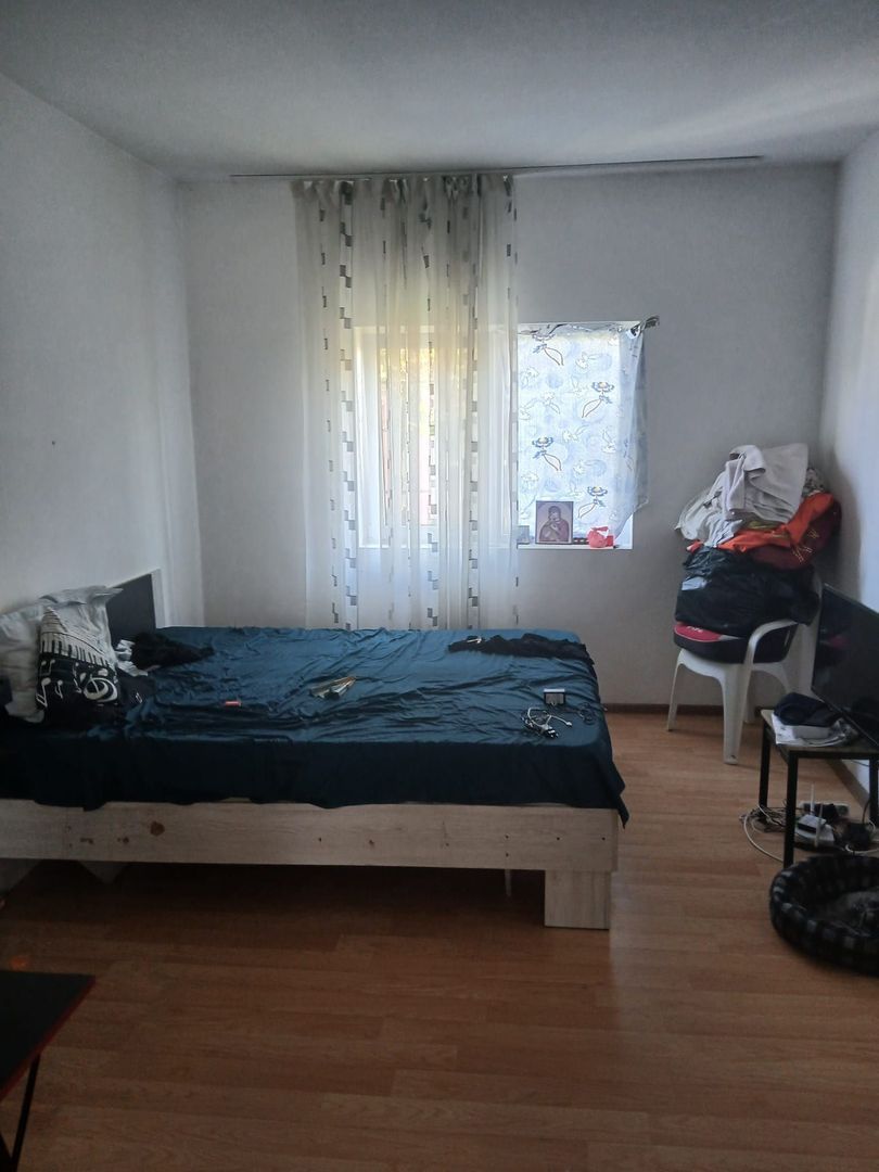 CASĂ DE VÂNZARE – AGIGEA | 250 MP TEREN ÎN PROPRIETATE - foto 3