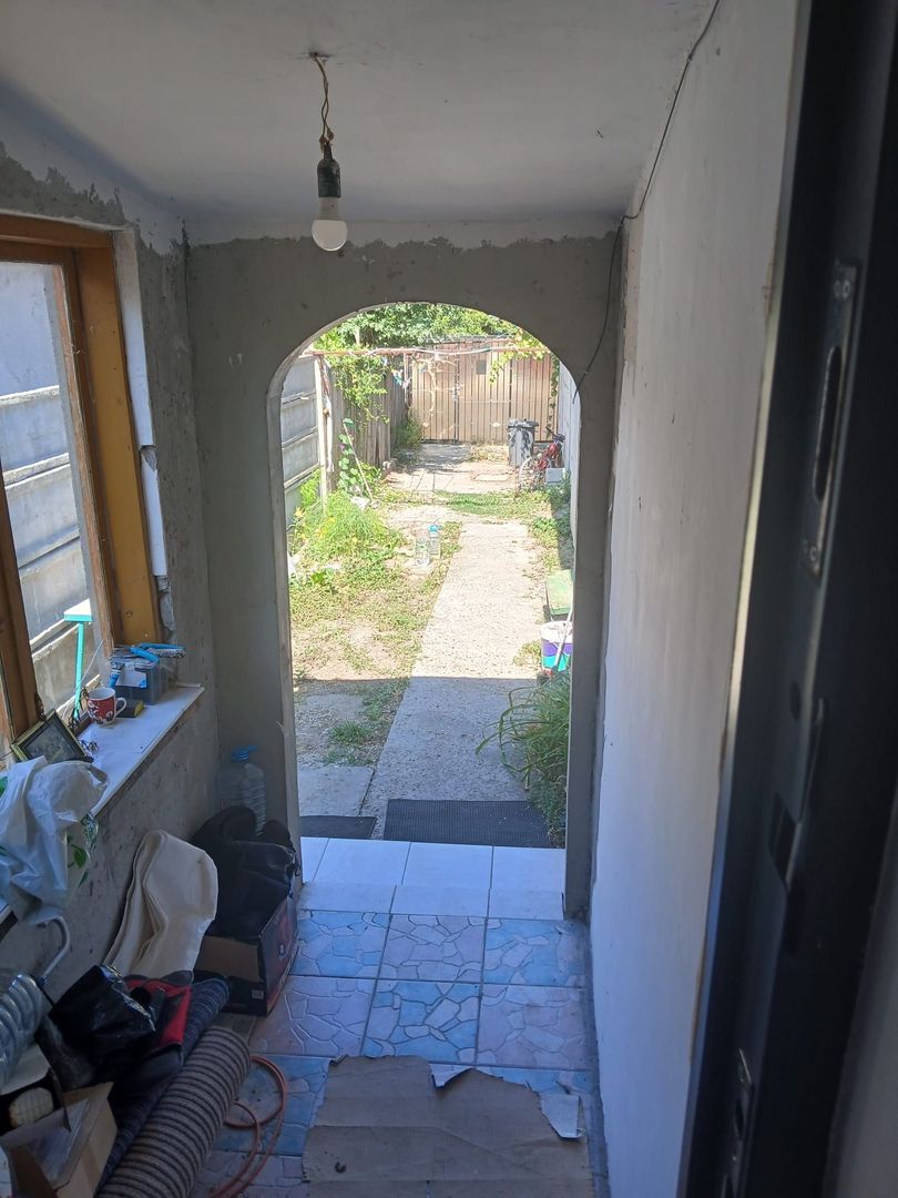 CASĂ DE VÂNZARE – AGIGEA | 250 MP TEREN ÎN PROPRIETATE - foto 4