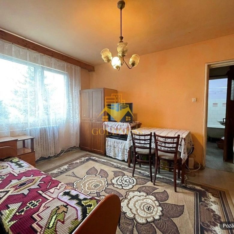 3 camere de renovat| Academia de Muzica, Bucium|  Manastur, etaj 3/4 | - Imagine principala