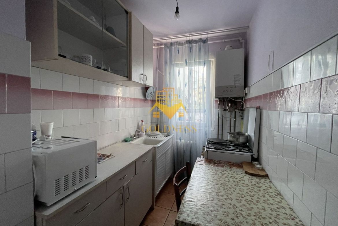 3 camere de renovat| Academia de Muzica, Bucium|  Manastur, etaj 3/4 | - foto 4