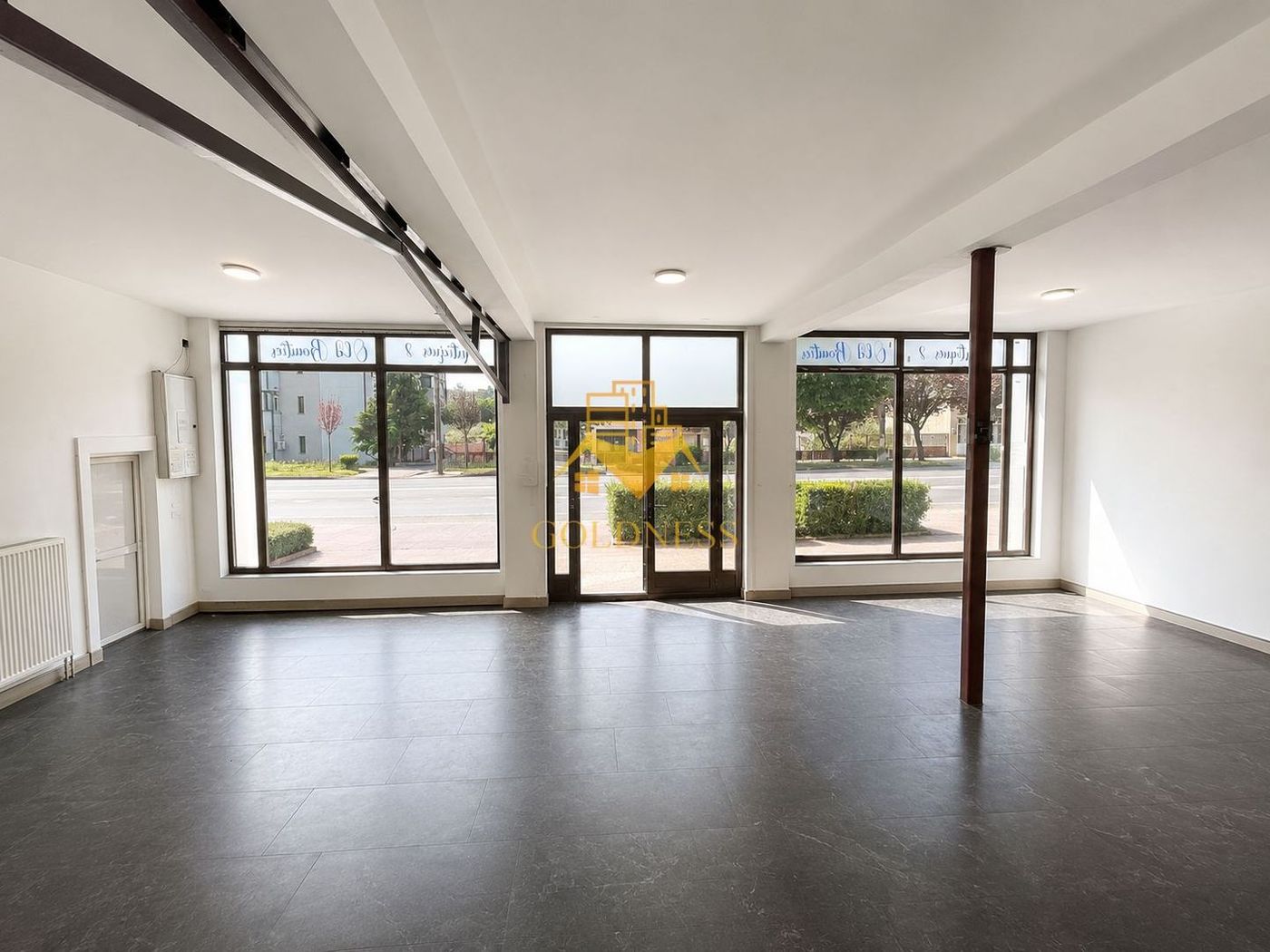 Spatiu Comercial 70MP, Parcare, Corneliu Coposu, Dambu Rotund - Imagine principala