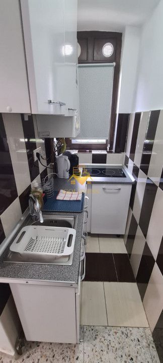 1 camera, Piata Unirii, Piata Muzeului, BCU, Meron, Marty, KFC - foto 2