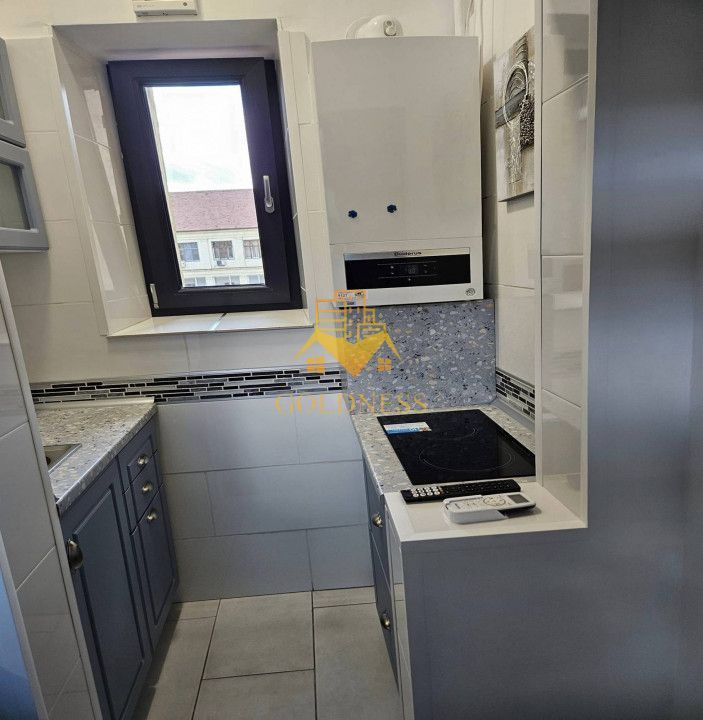 1 camera, Regionala CFR, Teatru , Piata Unirii, Piata Mihai Viteazu - foto 5