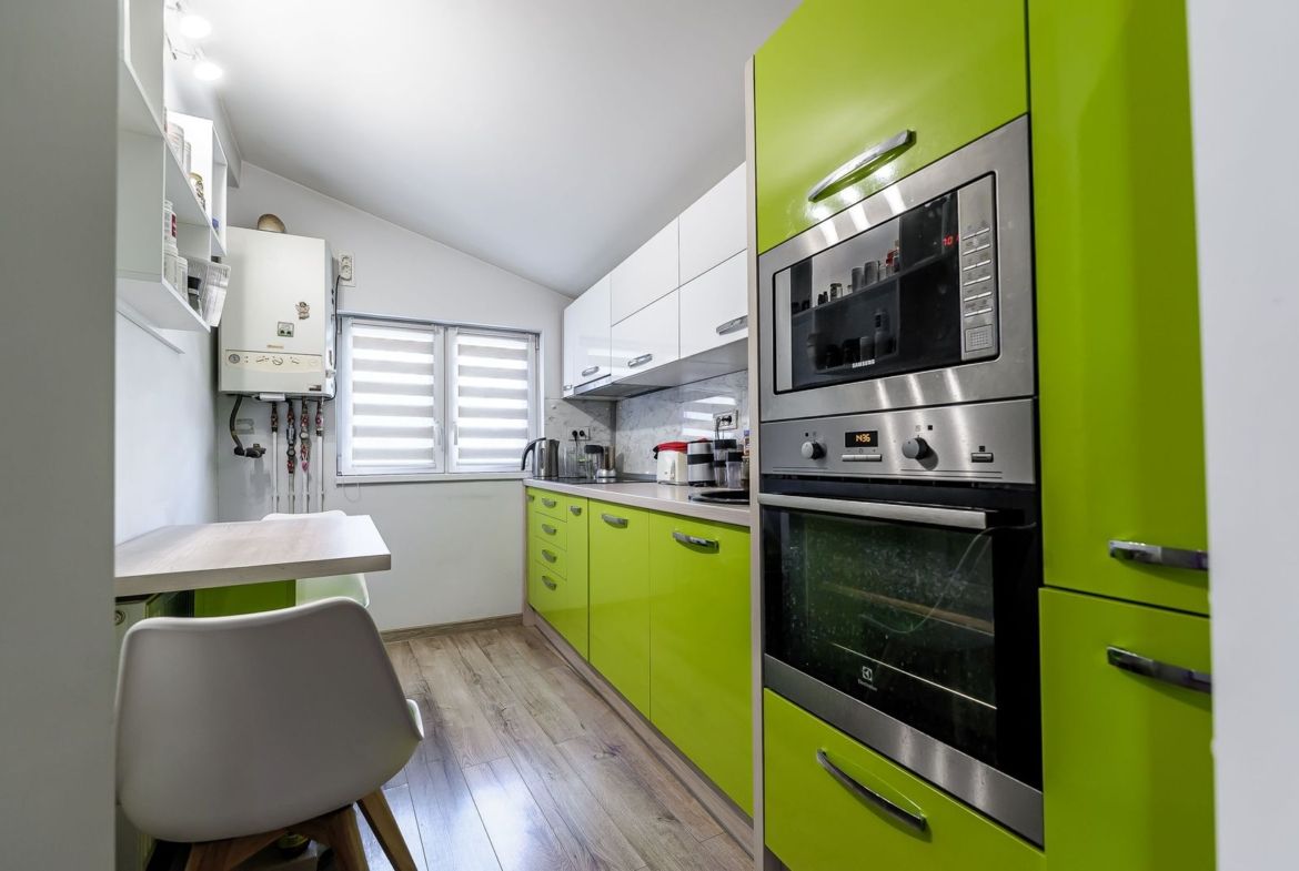 Apartament 2 camere spatios la casa individuala zona Centru Arad - foto 4