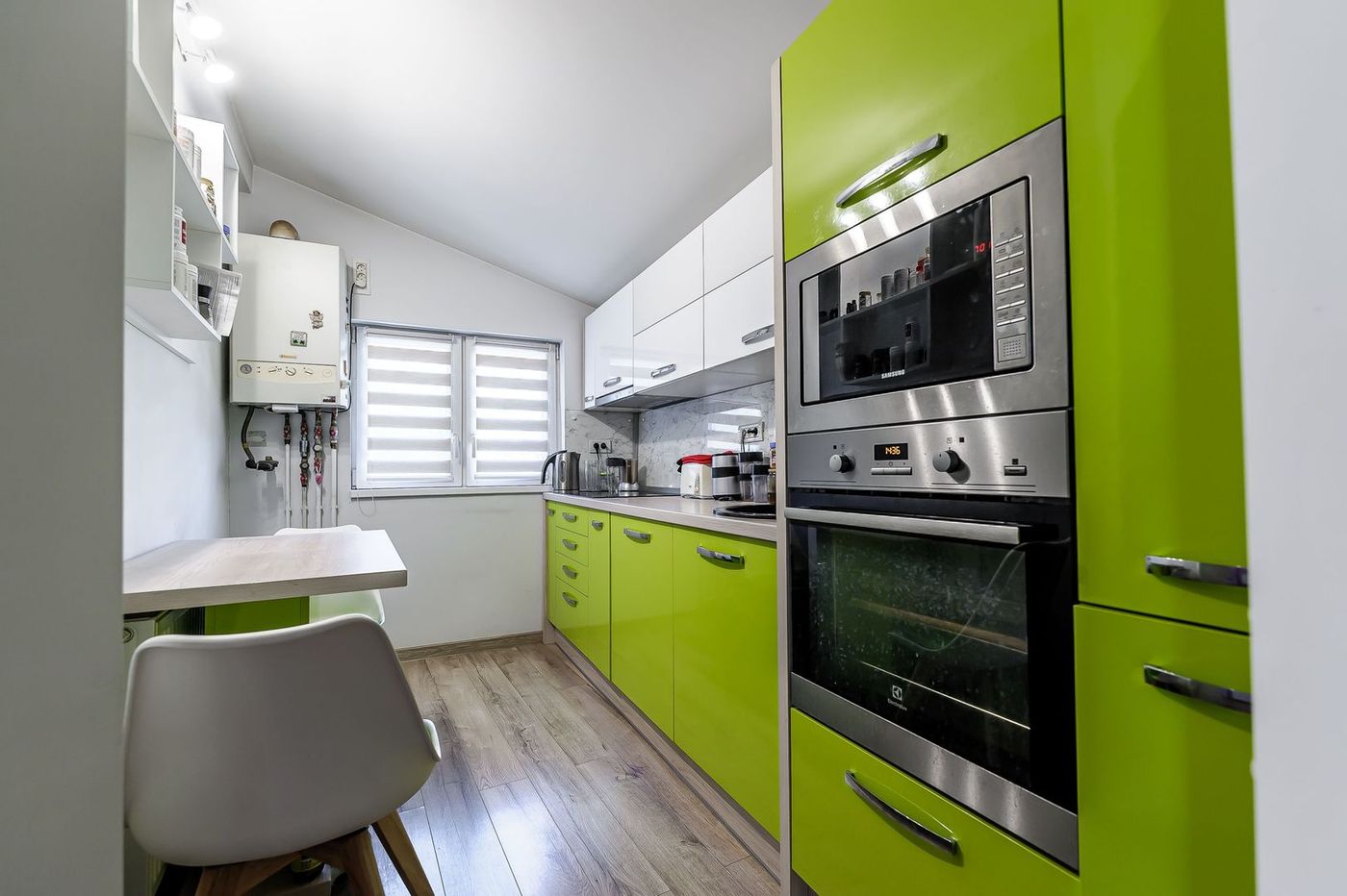 Apartament 2 camere spatios la casa individuala zona Centru Arad - foto 4
