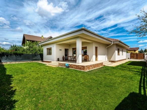 Vilă nouă superbă tip mediteranean, zona exclusivistă Tabacovici - Imagine principala