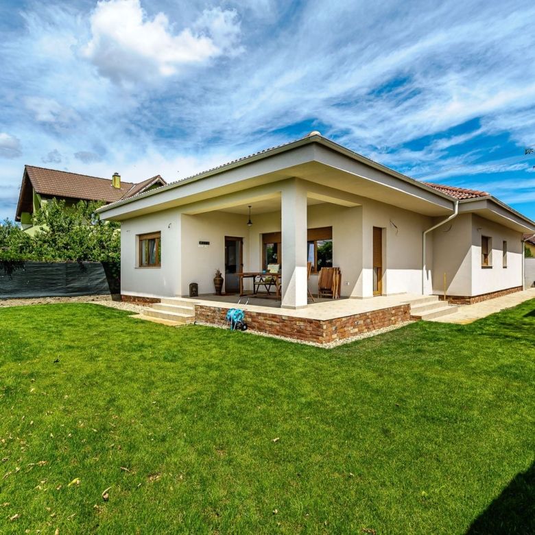 Vilă nouă superbă tip mediteranean, zona exclusivistă Tabacovici - Imagine principala