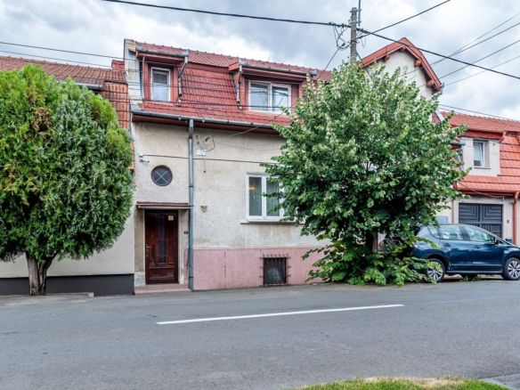 Casa Solida cu Mansarda in Zona Excelenta Parneava - Imagine principala