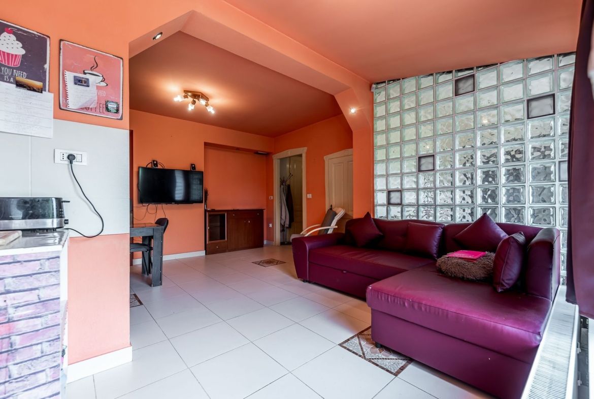 Casa Solida cu Mansarda in Zona Excelenta Parneava - foto 7
