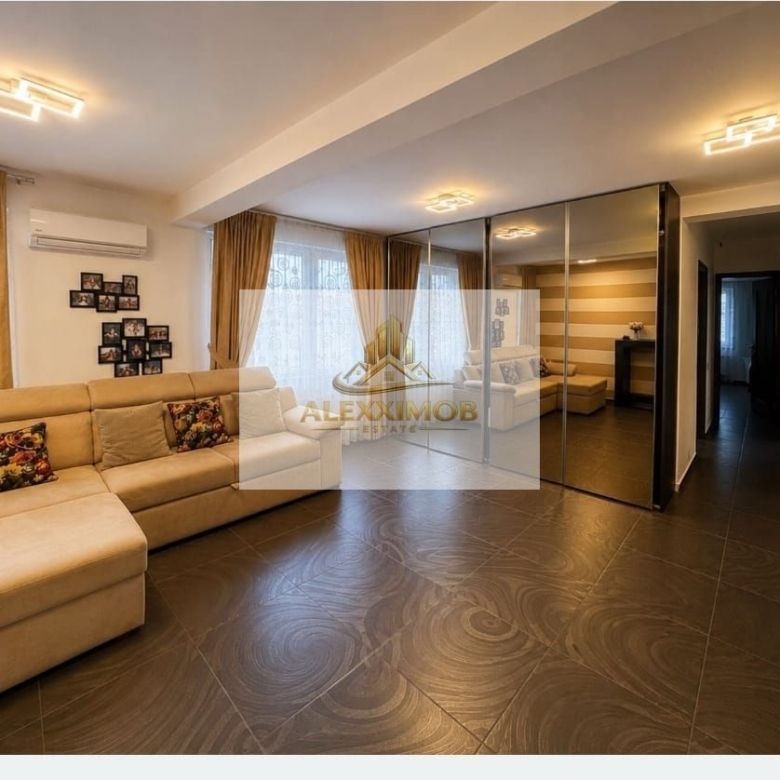 Apartament de Vanzare - 3 camere (in vila) - 71 mp - Zona Grand Arena! - Imagine principala