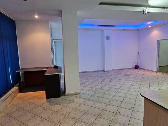 Spatiu comercial stradal -  IC FRIMU, Biserica Sf. Mina - foto 3