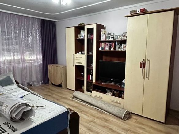 Apartament 2 camere, Micro 21 - foto 2