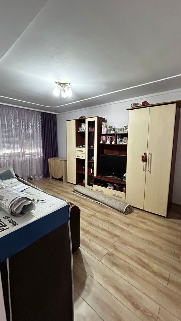 Apartament 2 camere, Micro 21 - foto 2