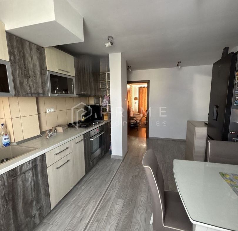 Apartament Decomandat cu 3 Camere, Complet Mobilat si Utilat- 70mp - foto 3