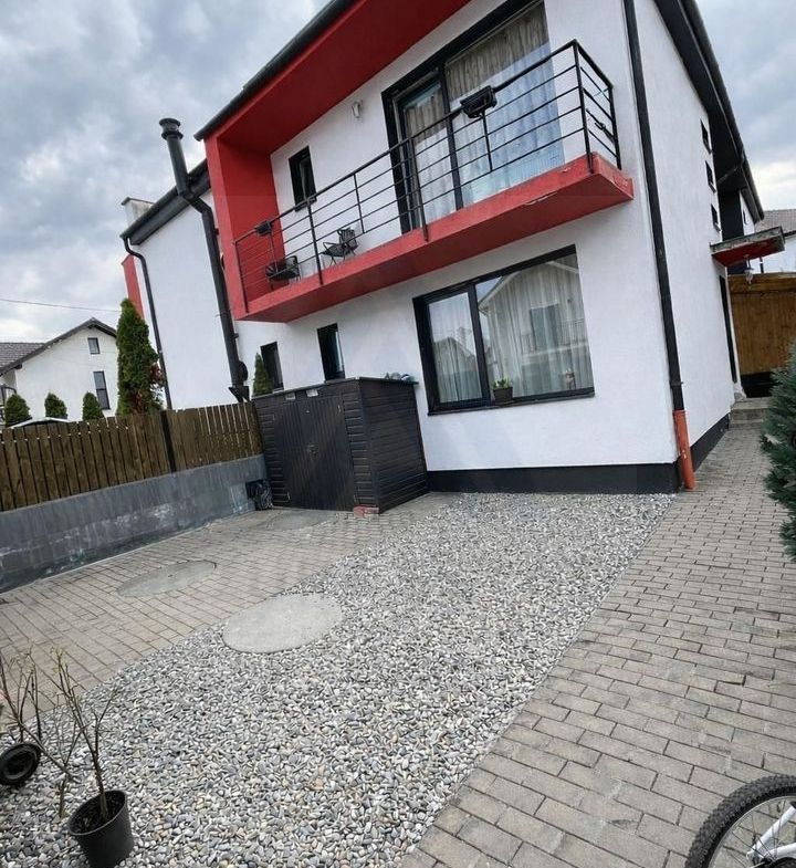 Casa utilata 4 camere 2 bai terasa si teren 210 mp in Arhitectilor - foto 2