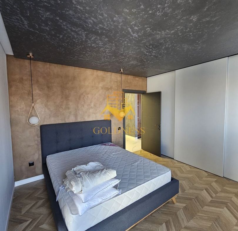 Penthouse, 3 camere, 2 bai, terasa 160mp, Floresti Zona Cart. Terra - foto 3