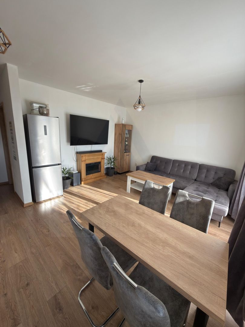 Apartament utilat 3 camere etaj 1 balcon 10 mp si parcare in Terezian - foto 2