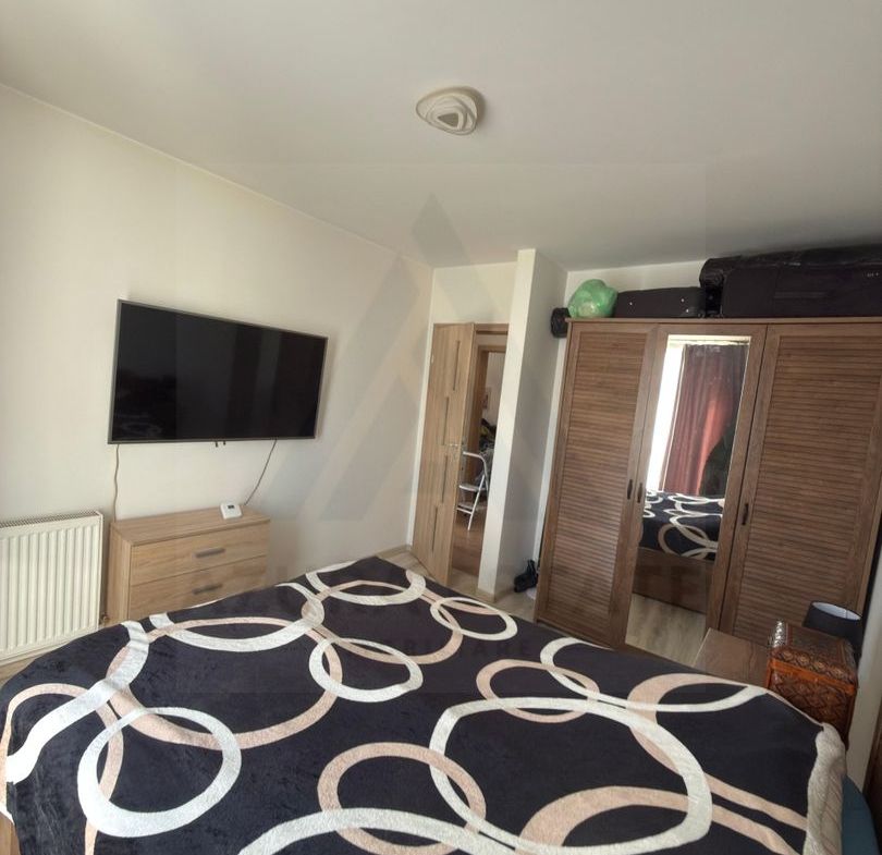 Apartament utilat 3 camere etaj 1 balcon 10 mp si parcare in Terezian - foto 4