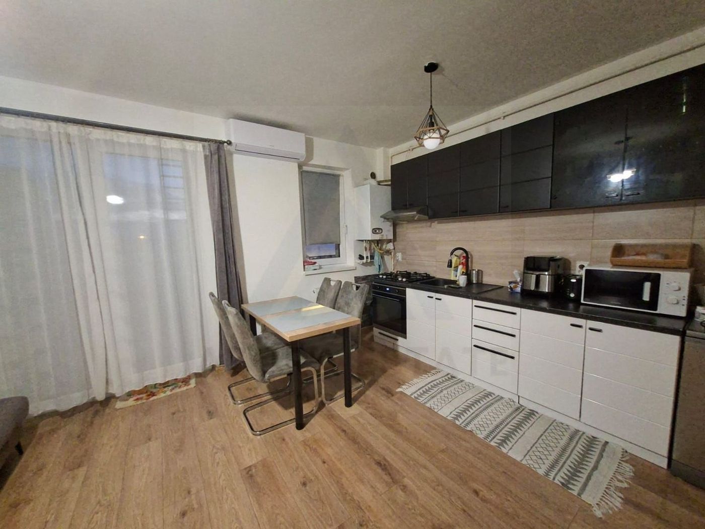 Apartament utilat 3 camere etaj 1 balcon 10 mp si parcare in Terezian - foto 5