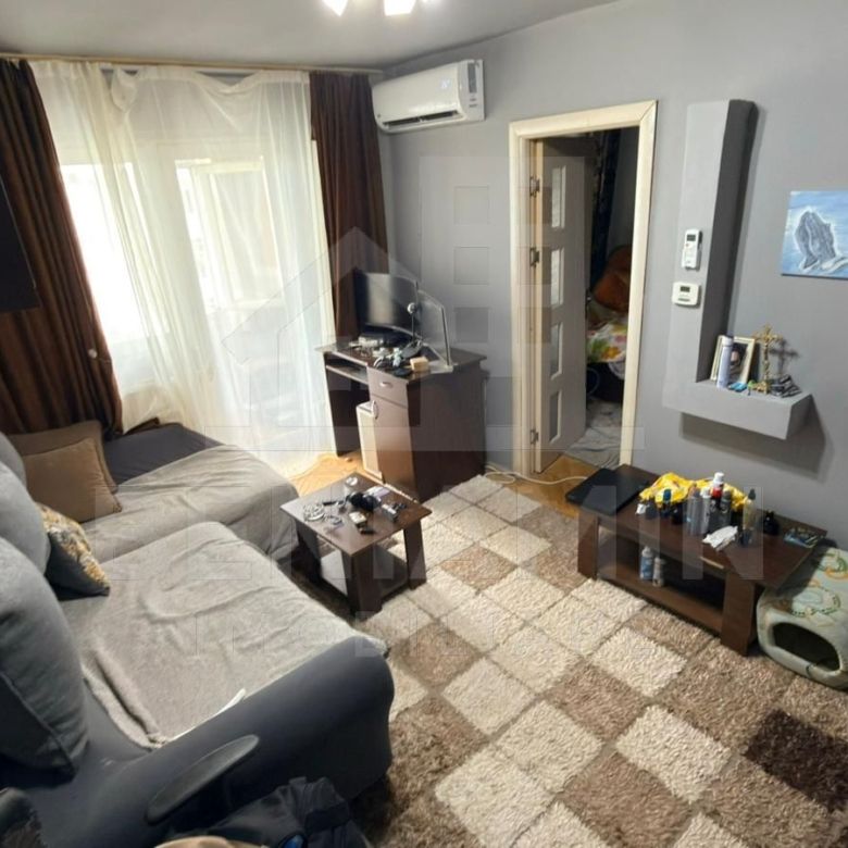 3 camere - etaj 3 - centrala proprie - 1980- Craiovita Noua - Orizont - Imagine principala