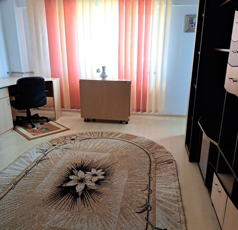 De inchiriat apartament cu o camera, Gara, etaj 4, 300 euro - foto 5